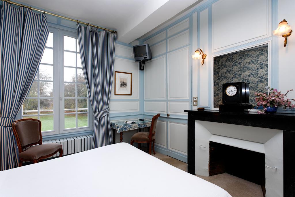 Chateau Du Landel, The Originals Relais Bézancourt Room photo